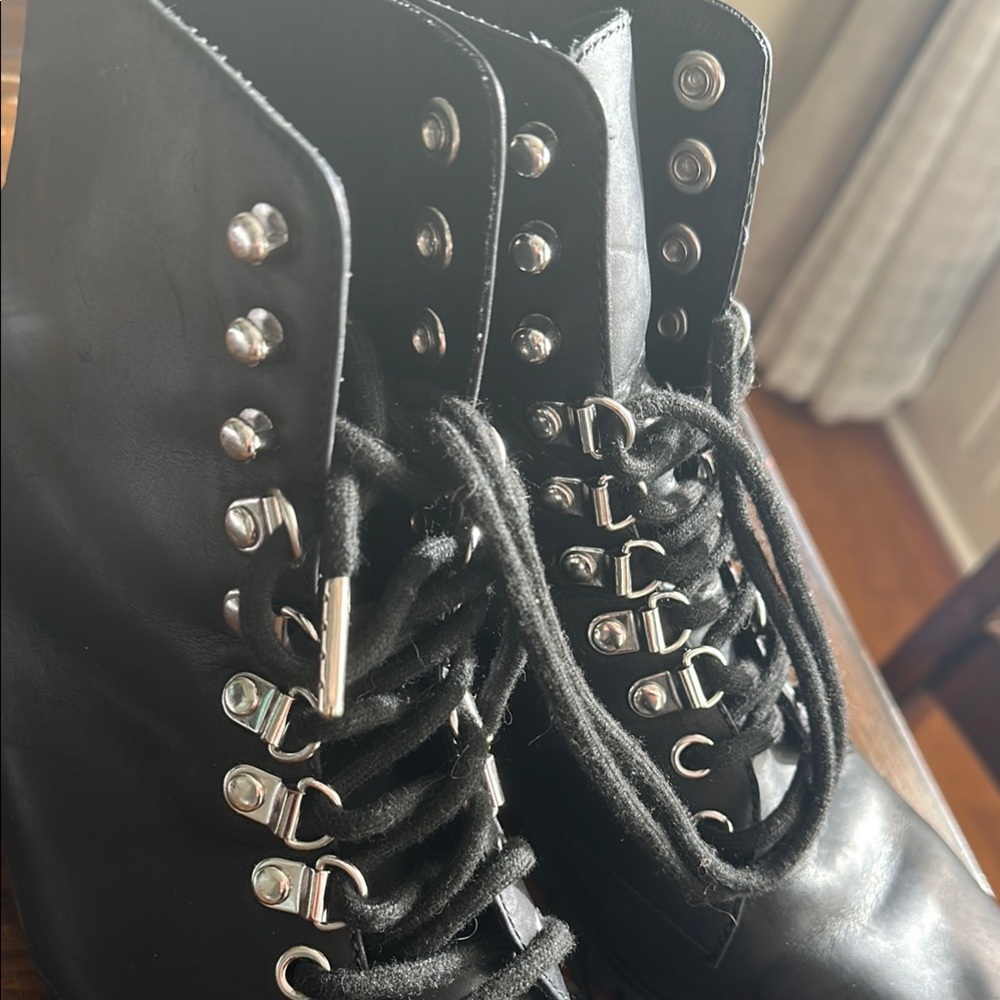 Breaking hearts & Burning rubber Combat Moto Boots - Picture 10 of 11